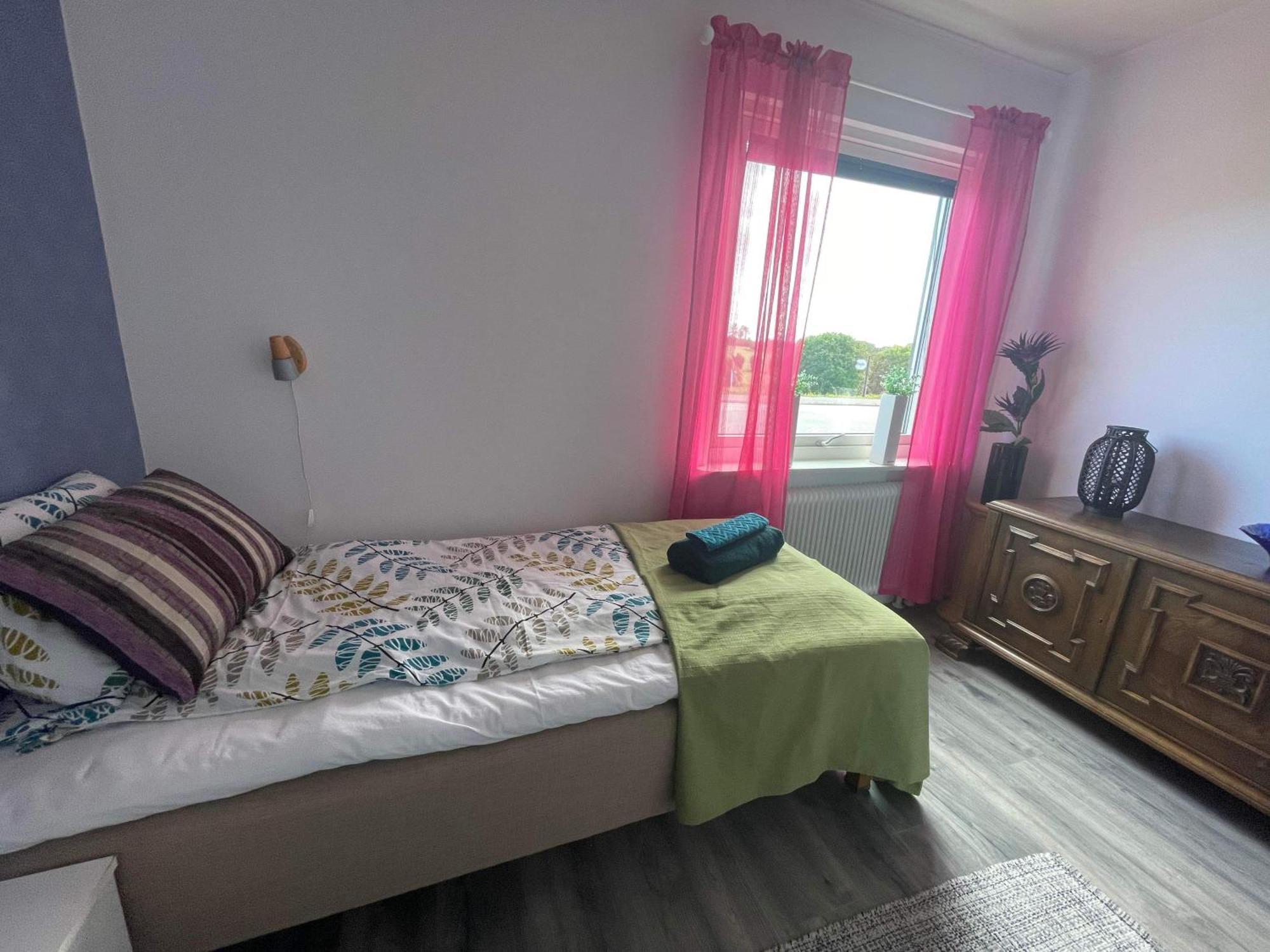 Oedeshoeg Modernt Och Stilfullt B&B Exterior photo